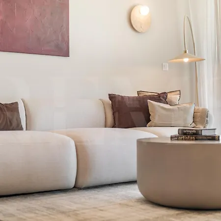 Ideal Coastal Retreat With Terrace & Gym By Rems * Fuengirola