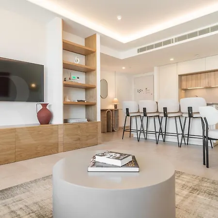 Ideal Coastal Retreat With Terrace & Gym By Rems Apartment Fuengirola