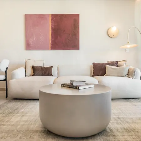 Ideal Coastal Retreat With Terrace & Gym By Rems Apartment Fuengirola
