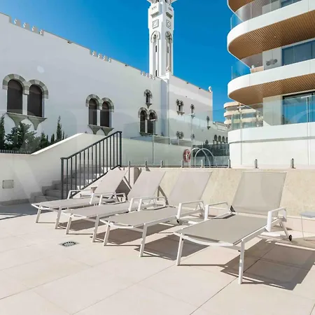 Apartment Ideal Coastal Retreat With Terrace & Gym By Rems *